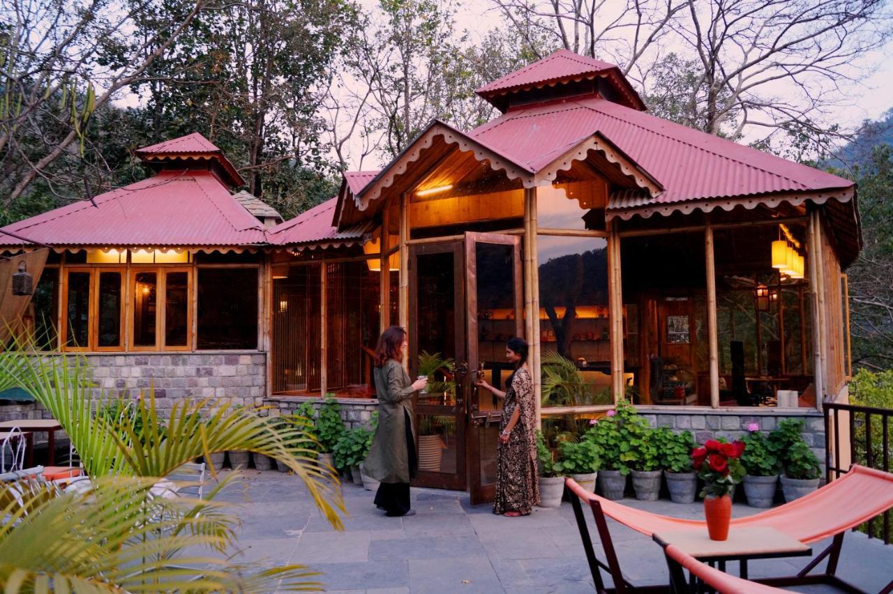 The Den Corbett Resort Chilkiya Range Exterior photo